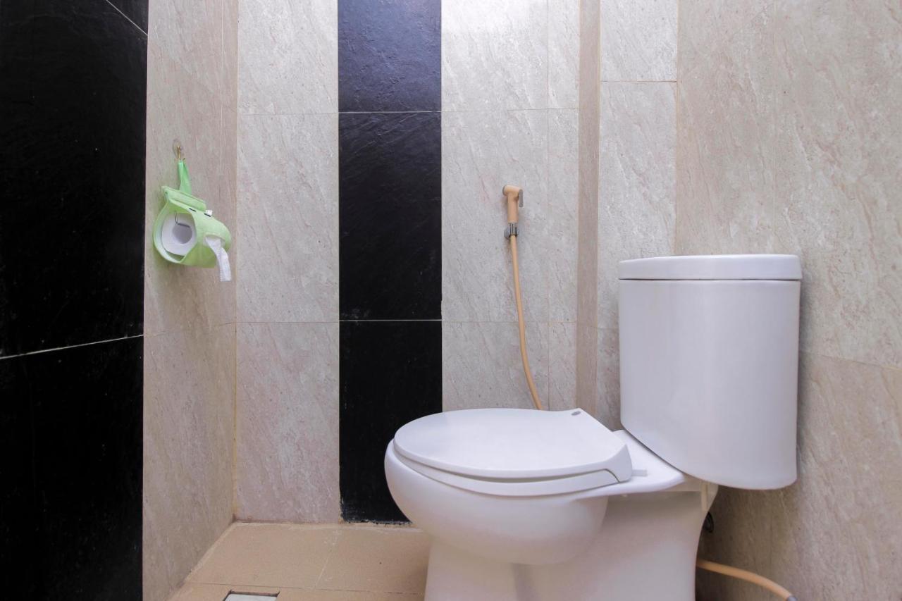 Reddoorz Near Jalan Jendral Sudirman Manado Hotel Luaran gambar