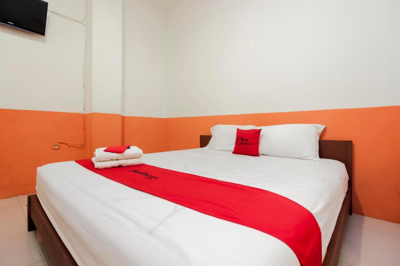 Reddoorz Near Jalan Jendral Sudirman Manado Hotel Luaran gambar
