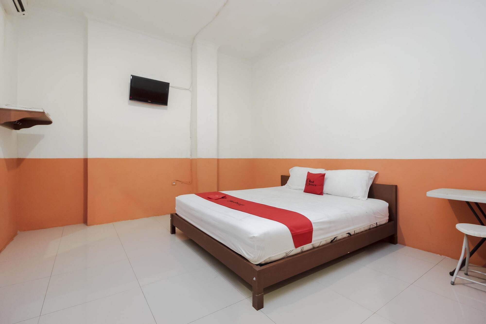 Reddoorz Near Jalan Jendral Sudirman Manado Hotel Luaran gambar